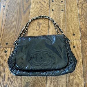 AUTH CHANEL Rock & Chain Flap bag